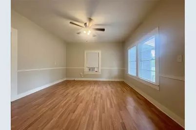 815 Lizzie Street, Taylor, TX 76574 - Photo 5