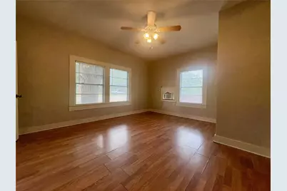 815 Lizzie Street, Taylor, TX 76574 - Photo 13