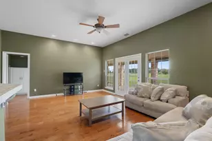 130 Cotton Rows Ln, Taylor, TX 76574 - Photo 21