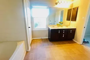 2950 E Old Settlers Blvd, Round Rock, TX 78665 - Photo 5