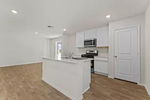 447 Low Pasture Trl, Maxwell, TX 78656 - Photo 7