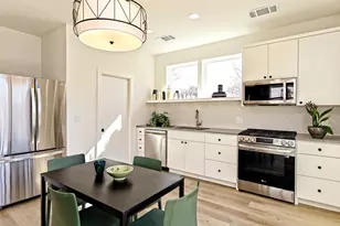 1116 Atkinson Rd, Austin, TX 78752 - Photo 7