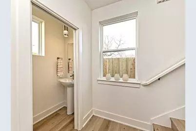 1116 Atkinson Road, Austin, TX 78752 - Photo 9