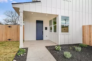 1116 Atkinson Rd, Austin, TX 78752 - Photo 3