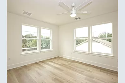 1116 Atkinson Road, Austin, TX 78752 - Photo 21