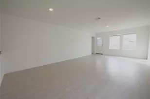 337 Rancho Del Cielo Loop, Jarrell, TX 75637 - Photo 3