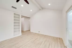 4811 Brushy Ridge Dr, Austin, TX 78744 - Photo 19