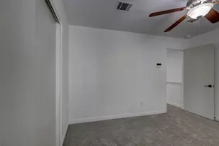 13421 Alysheba Dr, Del Valle, TX 78617 - Photo 23