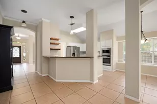 6112 Jumano Ln, Austin, TX 78749 - Photo 13