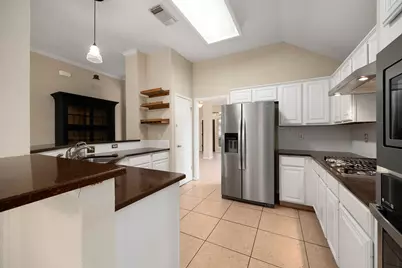 6112 Jumano Lane, Austin, TX 78749 - Photo 15