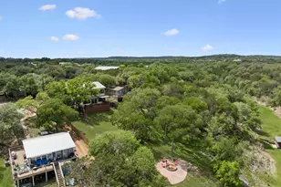 25420 Cove Dr, Spicewood, TX 78669 - Photo 33