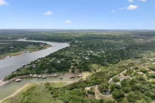 25420 Cove Dr, Spicewood, TX 78669 - Photo 5