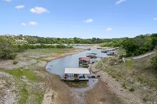 25420 Cove Dr, Spicewood, TX 78669 - Photo 7