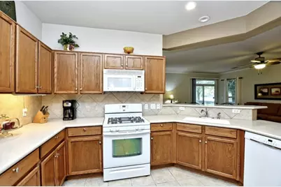102 Portsmouth Drive, Georgetown, TX 78633 - Photo 11
