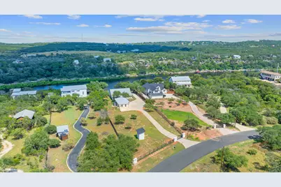 1325 Likeness Road, Spicewood, TX 78669 - Photo 39