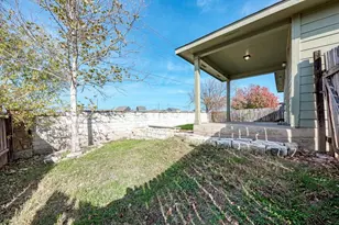 13124 Winecup Mallow Trl, Elgin, TX 78621 - Photo 27