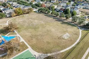 13124 Winecup Mallow Trl, Elgin, TX 78621 - Photo 35