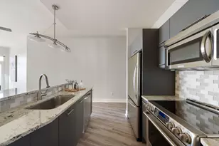 603 Davis St, Austin, TX 78701 - Photo 5