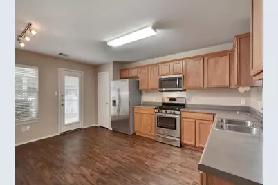 153 Chesser, Kyle, TX 78640 - Photo 5