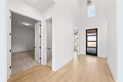 112 Lookout Point Drive, Liberty Hill, TX 78642 - Photo 19