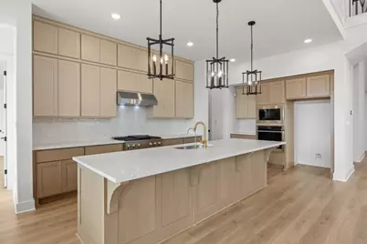 112 Lookout Point Drive, Liberty Hill, TX 78642 - Photo 7