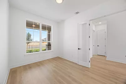 112 Lookout Point Drive, Liberty Hill, TX 78642 - Photo 17