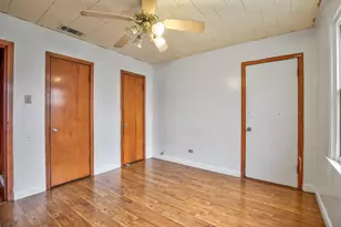 921 W 5th St, Taylor, TX 76574 - Photo 15