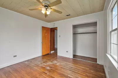 921 W 5th Street, Taylor, TX 76574 - Photo 27