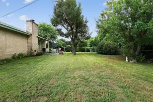 324 McClendon Dr, Elgin, TX 78621 - Photo 13