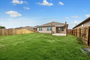 357 Harvest Crk Dr, Kyle, TX 78640 - Photo 15