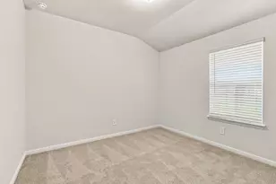 180 Coopers Hawk Crst, Cedar Creek, TX 78612 - Photo 11
