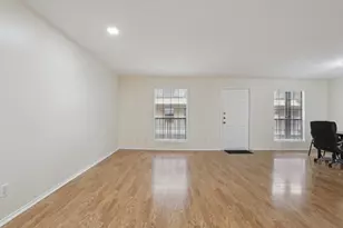 2401 Leon St, Austin, TX 78705 - Photo 7