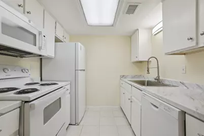 2401 Leon Street #210, Austin, TX 78705 - Photo 11