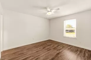 2507 Biggs Dr, Austin, TX 78741 - Photo 15