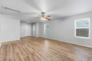 6736 Cornish Hen Ln, Austin, TX 78747 - Photo 5