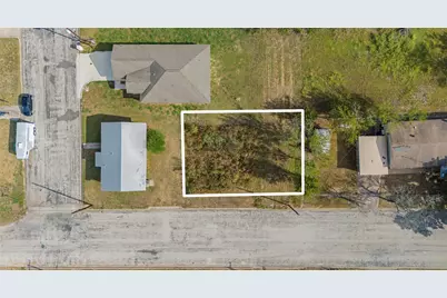 366 N Dallas Street, Giddings, TX 78942 - Photo 7