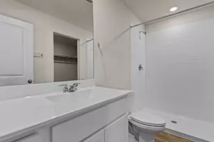 2117 Windflower Ln, Luling, TX 78648 - Photo 7