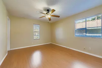 7901 Croftwood Drive, Austin, TX 78749 - Photo 17