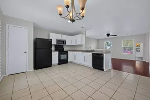18217 Flat Head Dr, Manor, TX 78653 - Photo 11
