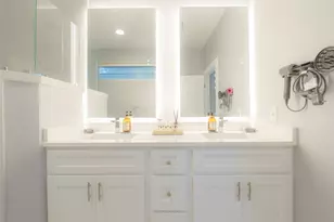 302 Delmar Ave, Austin, TX 78752 - Photo 15