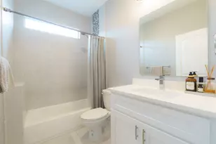 302 Delmar Ave, Austin, TX 78752 - Photo 17