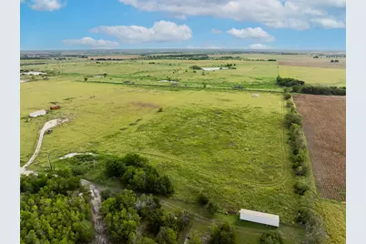 5275 Cr 424 Road, Thrall, TX 76578 - Photo 9