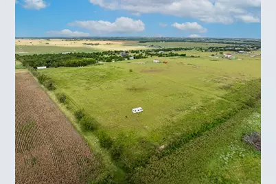 5275 Cr 424 Road, Thrall, TX 76578 - Photo 11