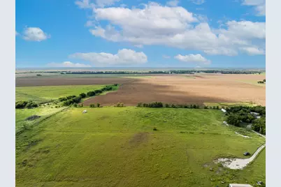 5275 Cr 424 Road, Thrall, TX 76578 - Photo 7