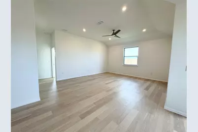 270 Pale Horse Bend, Buda, TX 78610 - Photo 3