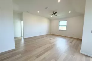 270 Pale Horse Bnd, Buda, TX 78610 - Photo 3