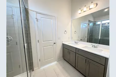 270 Pale Horse Bend, Buda, TX 78610 - Photo 5