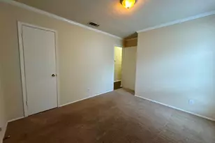 5905 Burrough Dr, Austin, TX 78745 - Photo 25