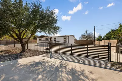 624 S Old Stagecoach Road, Kyle, TX 78640 - Photo 5