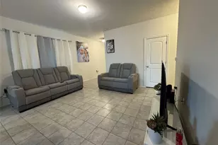 13017 Foreston Dr, Austin, TX 78754 - Photo 3